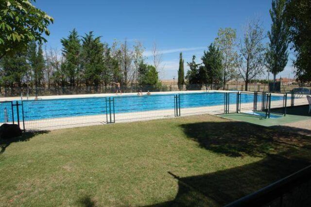 Zamora Destino Vital - Gestión y explotación de la piscina municipal en Villarrín de Campos - Villarrín de Campos